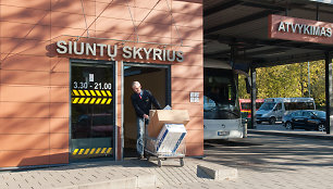 Klaipėdos autobusais į didmiesčius vėl bus gabenami siuntiniai