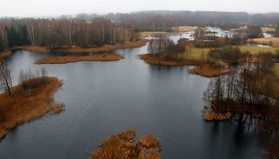 Kirkilų apžvalgos bokštas ir vaizdas nuo jo