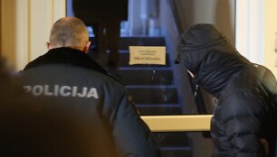 Trims mėnesiams suimtas močiutę apiplė&scaron;ęs kur&scaron;ėni&scaron;kis