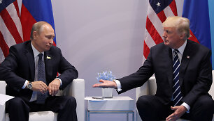 V.Putinas ir D.Trumpas prie&scaron; derybas Hamburge