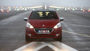 &bdquo;Top Gear&ldquo; Baltijos &scaron;alių metų automobilio rinkimai