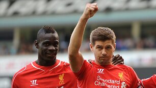 Mario Balotelli ir Stevenas Gerrardas