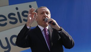 Turkijos prezidentas Recepas Tayyipas Erdoganas per religinės mokyklos atidarymą Ankaroje
