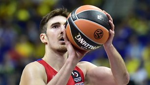 Nando De Colo