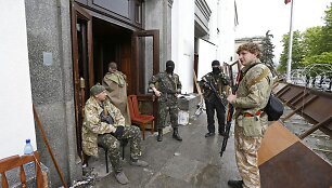 Ginkluoti prorusi&scaron;ki separatistai Luhanske