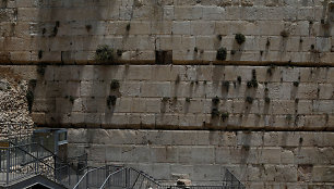 Jeruzalėje nukrito Raudų sienos blokas