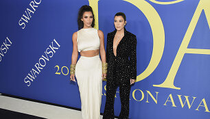 Kim Kardashian ir Kourtney Kardashian