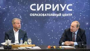 Romanas Abramovičius ir Vladimiras Putinas