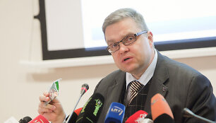 Vitas Vasiliauskas ir lietuvi&scaron;kų eurų rinkiniai
