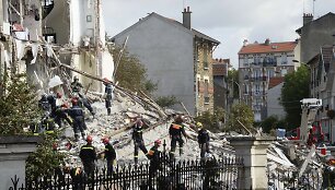 Paryžiaus priemiestyje sugriuvo keturių auk&scaron;tų namas.