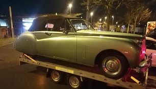 Vokietijoje konfiskuotas itin retas automobilis „Jaguar Mark VII“