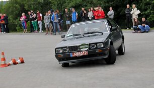 Istorinių automobilių ralis Jonavoje