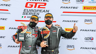 &bdquo;Speed Factory Racing&ldquo;, vadovaujama Daliaus Steponavičiaus, su &bdquo;Porsche 911 GT2 RS Clubsport&ldquo; automobiliu du kartus i&scaron;kovojo vietas ant prizininkų pakylos (A.Rusteika, M.Vergersas)