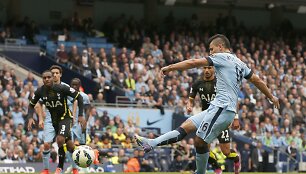 Sergio Aguero mu&scaron;ė net tris 11 metrų baudiniu