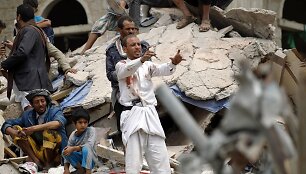 Jemeno sostinėje per Saudo Arabijos vadovaujamos koalicijos antskrydžius žuvo 14 civilių