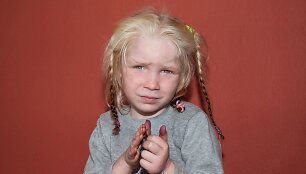 Graikijoje rasta mergaitė