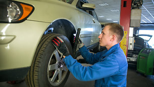 Autoservisas paaiškino, kaip techninę apžiūrą įveikti iš pirmo karto