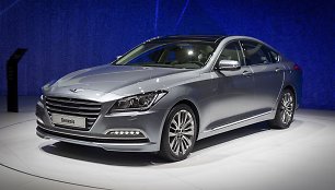 „Hyundai“ iššūkis Europoje - prabangus „Genesis“ sedanas