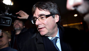 Carlesas Puigdemont'as