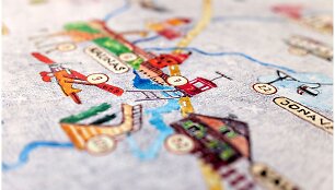 Projektas Lietuvon.lt pristatė ranka pie&scaron;tą kelionių po Lietuvą žemėlapį vaikams