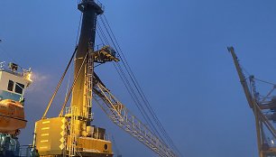 KKT „Liebherr“ kranas