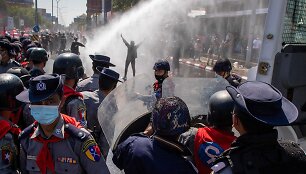 Mal&scaron;inami protestai Mianmare