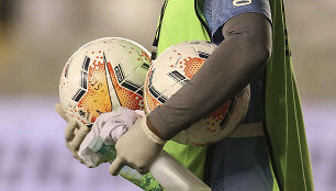 Dezinfekuojami futbolo kamuoliai