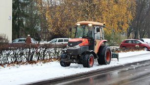 Kai kurie Klaipėdos kiemai tapo pravažiuojami tik visureigiais.