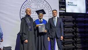 Rohan Muhammed su KTU įgytu diplomu