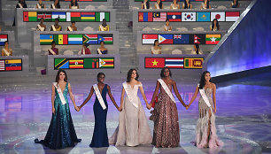 „Mis Pasaulis“ laimėjo meksikietė Vanessa Ponce de Leon (centre)