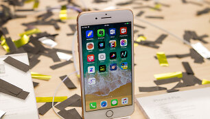 Oficialios prekybos telefonais &bdquo;iPhone8&ldquo; pradžia parduotuvėje &bdquo;Apple Shop Lietuva&ldquo;