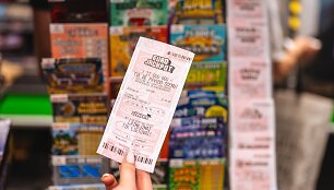 Metas tikrinti bilietus: Kauno autobusų stotyje įsigytas &bdquo;Eurojackpot&ldquo; bilietas atne&scaron;ė 427 312 eurų