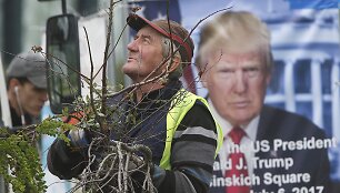 Var&scaron;uva ruo&scaron;iasi Donaldo Trumpo vizitui