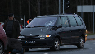 Avarijos vietoje Vilniuje, Galvės g. ir Kirtimų g. sankryžoje