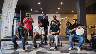 Muzikos grupės &bdquo;Bani Folk Band&ldquo; koncerto akimirkos
