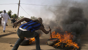 Nigeryje kilo protestai prieš „Charlie Hebdo“.