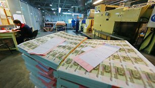 100 rublių banknotai 