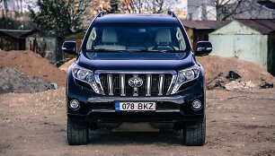 Atnaujintas &bdquo;Toyota Land Cruiser&ldquo;