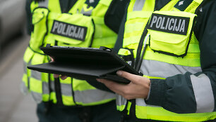 Policijos pareigūnų darba lengvina plan&scaron;etiniai kompiuteriai