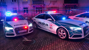 Naujo dizaino tarnybinių policijos automobilių pristatymas 