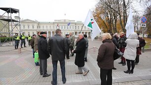 Piketas dėl Vilniaus atliekų tvarkymo sistemos