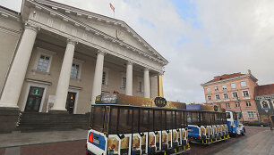 Kalėdų traukinukas &scaron;alia Vilniaus rotu&scaron;ės