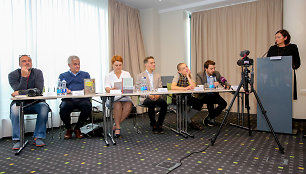 Pirmadienį spaudos konferencijoje leidykla „Tyto alba“ pristatė lietuvių autorių knygas, kurios knygynų lentynas pasieks 2017–2018 metais