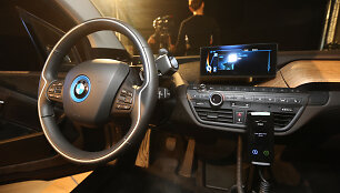 BMW i3 elektromobilis 