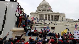 D.Trumpo &scaron;alininkų protestas