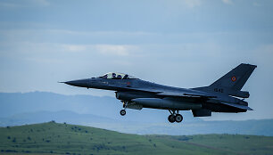 Rumunijos F-16 naikintuvas / Kay Nietfeld / dpa/picture-alliance