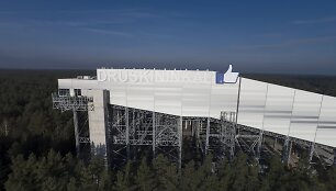 Naujasis Druskininkų simbolis &ndash; didžiausias pasaulyje &bdquo;Like&ldquo; ženklas