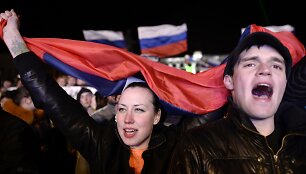 Kryme rusai džiaugiasi neteisėto referendumo i&scaron;ankstiniais rezultatais