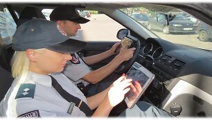 Policija su naujais kompiuteriais