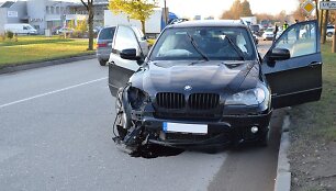 BMW ir &bdquo;Passat&ldquo; avarija &Scaron;iauliuose